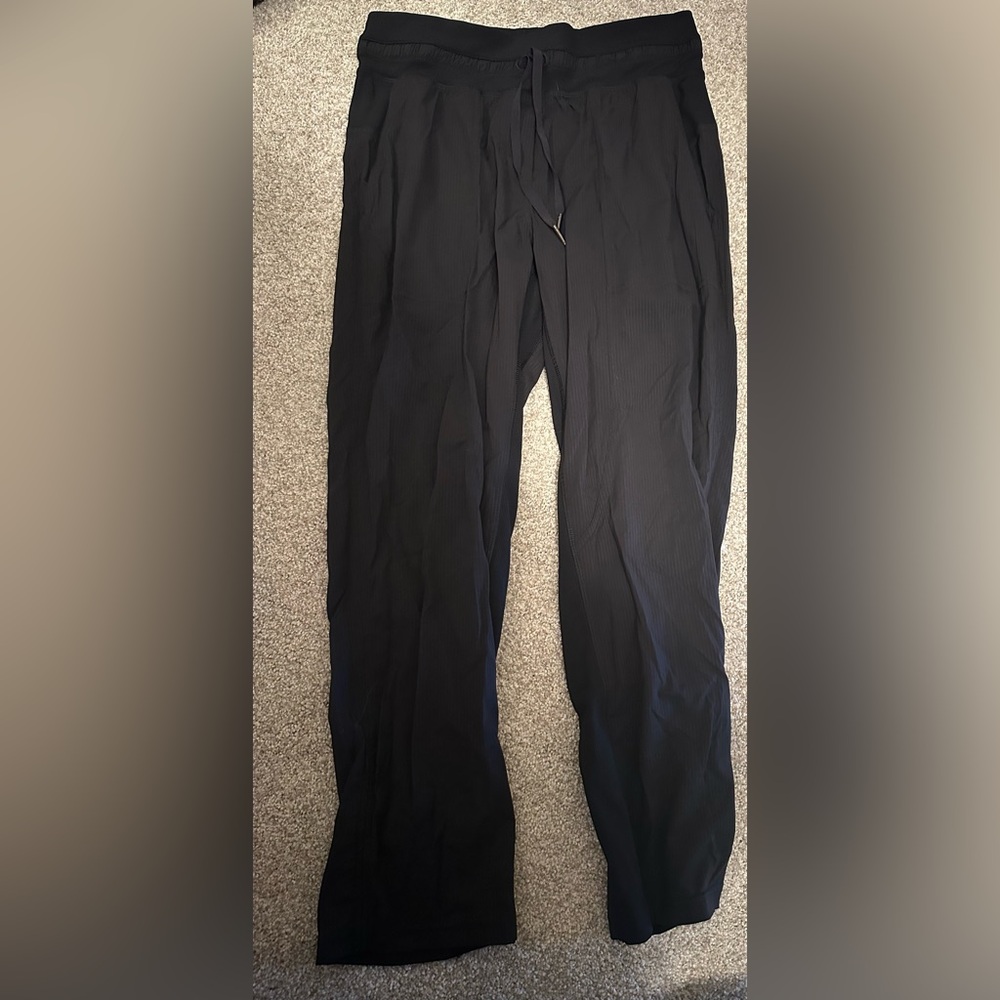 Lululemon Dance Pant in cropped style.